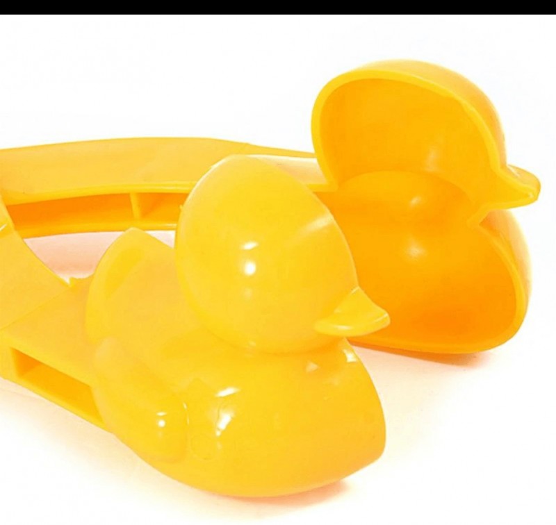 Încărcați imaginea în vizualizatorul Galerie, Duck Shaped Snowball Maker - Trendibo
