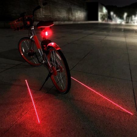 Încărcați imaginea în vizualizatorul Galerie, Lumina bicicletei, lumina bicicletei, lumina spate cu laser - Trendibo
